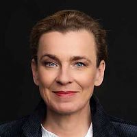 Tina Teubner